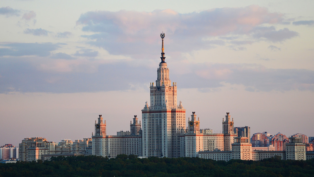Putin firma un decreto sobre la transición gradual a un nuevo sistema de educación superior