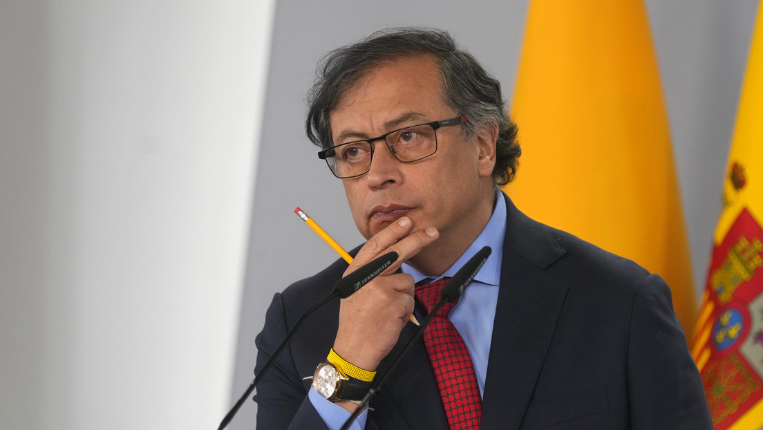 Petro interpela a la Fiscalía por el llamado opositor a un golpe de Estado y la institución responde