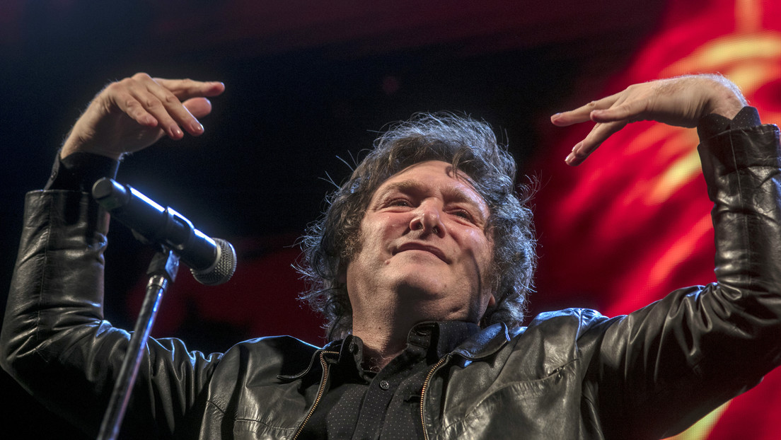 Eliminar el aborto, bajar jubilaciones y dolarizar: las propuestas del candidato argentino Javier Milei