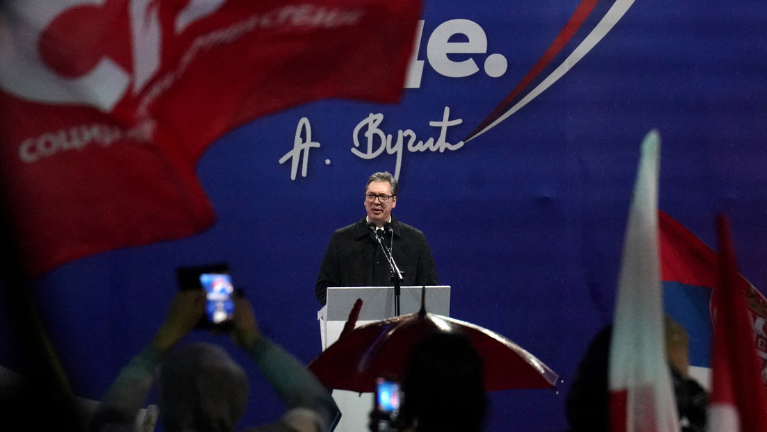 Vucic anuncia una reunión de Consejo de Seguridad de Serbia: "No hemos tenido una crisis más severa"