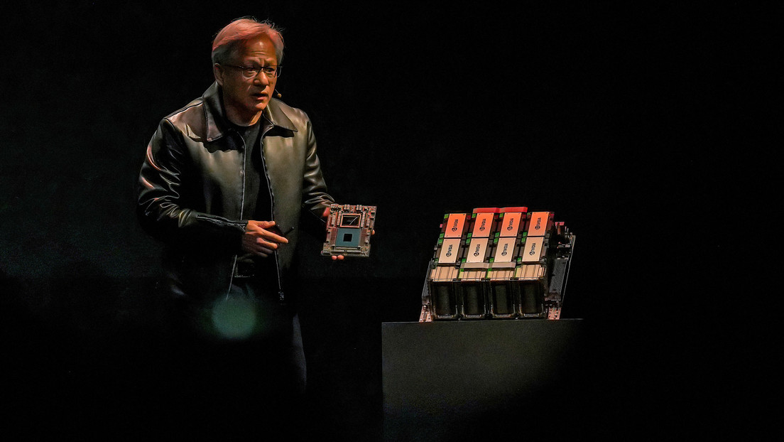 Aquellos que no se adapten a la inteligencia artificial "perecerán", advierte el cofundador de Nvidia