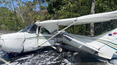 Una avioneta aterriza de emergencia en Panamá sin que se registren víctimas (VIDEO)