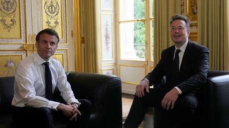 Macron se reúne con Elon Musk en París