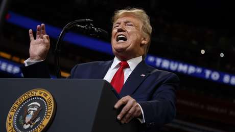 Fiscal: El FBI investigó a Trump por supuestos vínculos con Rusia con base en datos "no analizados y no verificados"