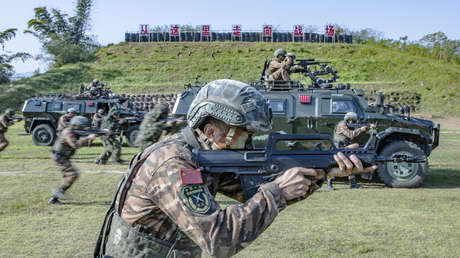 Alto general chino advierte de una nueva "guerra híbrida"