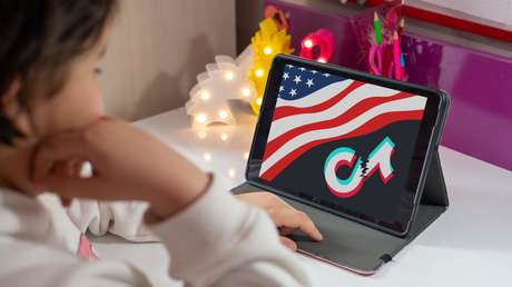 Un multimillonario dice que la generación Z está "ocupada en TikTok" en lugar de construir su carrera