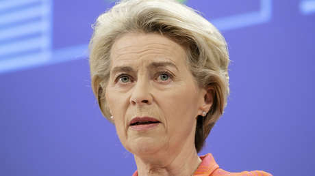 Von der Leyen dice que "hay que rechazar" las negociaciones en condiciones de igualdad entre Rusia y Ucrania