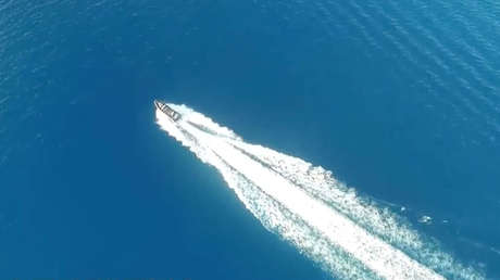 China expulsa un barco que navegaba cerca de un arrecife en disputa en el mar de la China Meridional