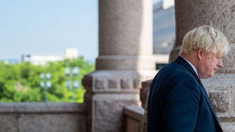 Reportan que Johnson trató de persuadir a Trump para que apoye a Ucrania