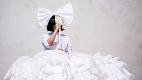 La cantante Sia revela que padece autismo