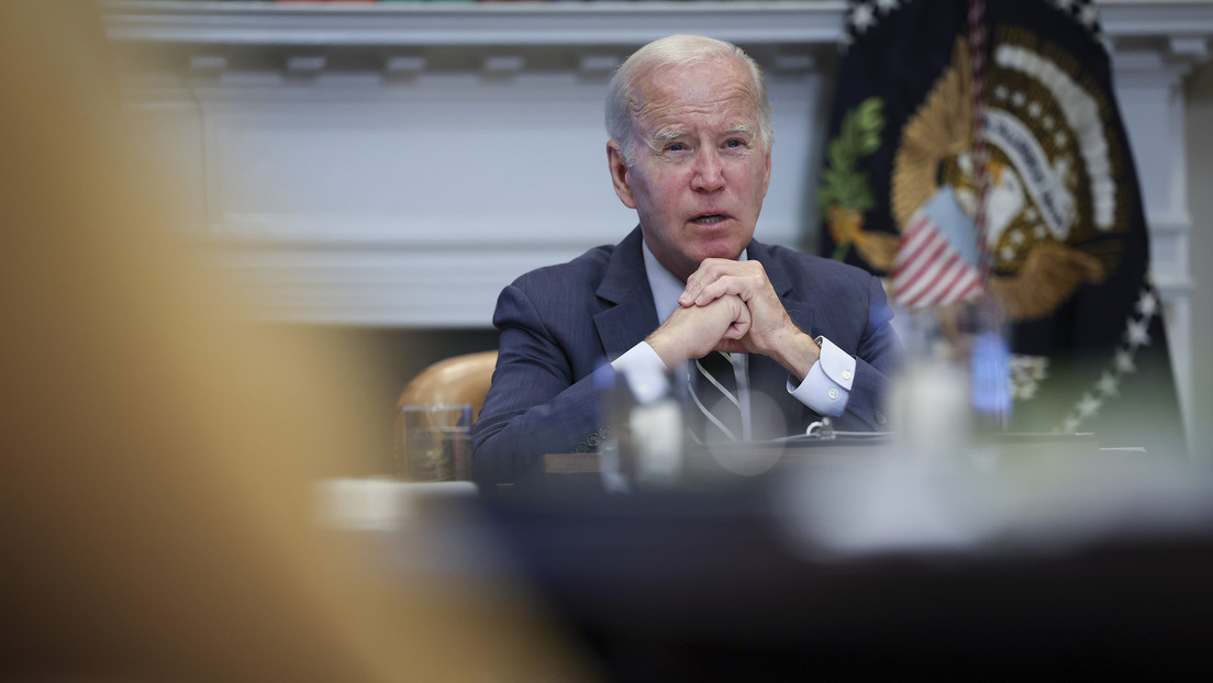 Jefe del FBI confirma documento que indica que Biden participó en un esquema criminal