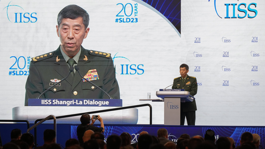 Ministro chino: Un enfrentamiento entre Pekín y Washington sería un "desastre insoportable para el mundo"