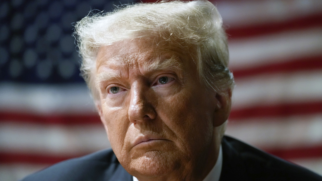 Medios: Trump fue notificado sobre una investigación criminal en su contra