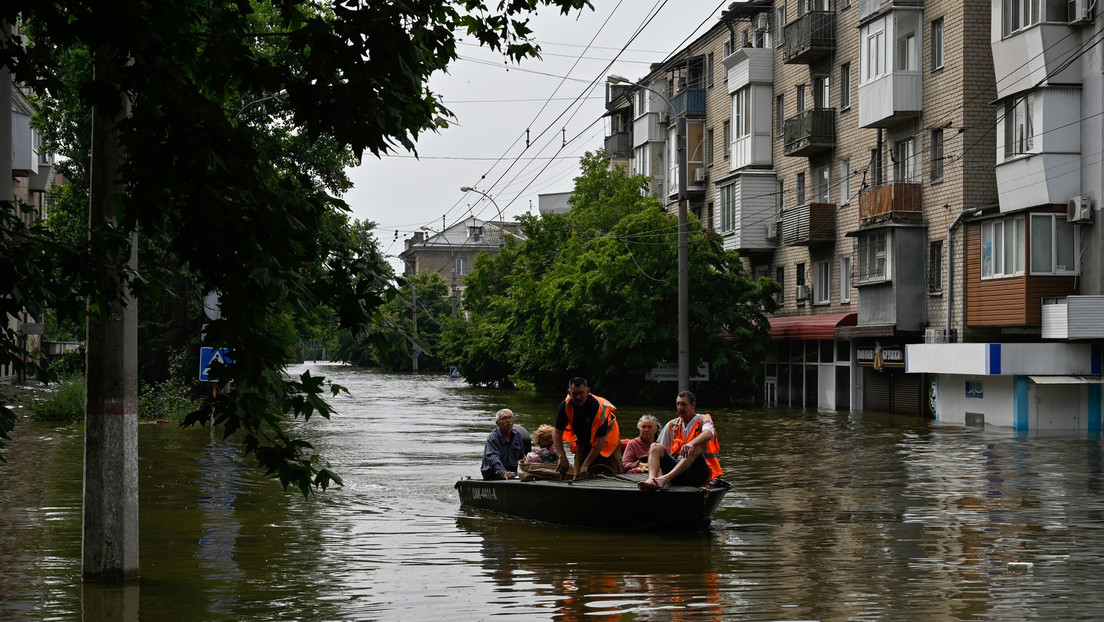 EE.UU. acusa a Rusia del ataque contra la presa de Kajovka mientras sigue evaluando la situación