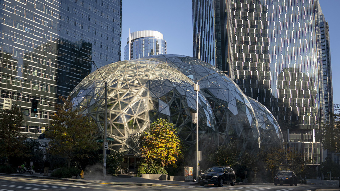 Filtran un documento de Amazon que enumera 67 formas de sacar provecho de ChatGPT y aplicaciones similares