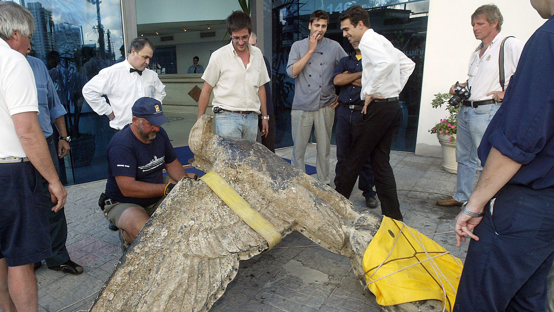 Águila nazi del Graf Spee se convertirá en símbolo de paz en Uruguay