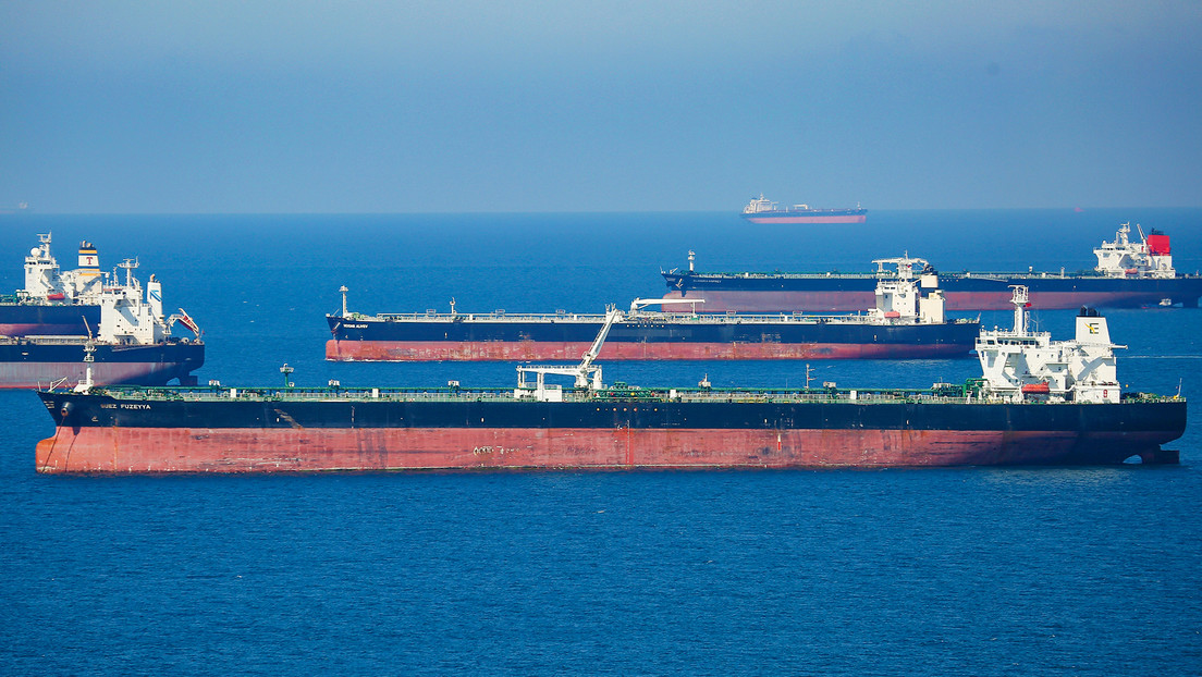 La India prevé aumentar en un año la importación de petróleo ruso hasta el 30 % del total