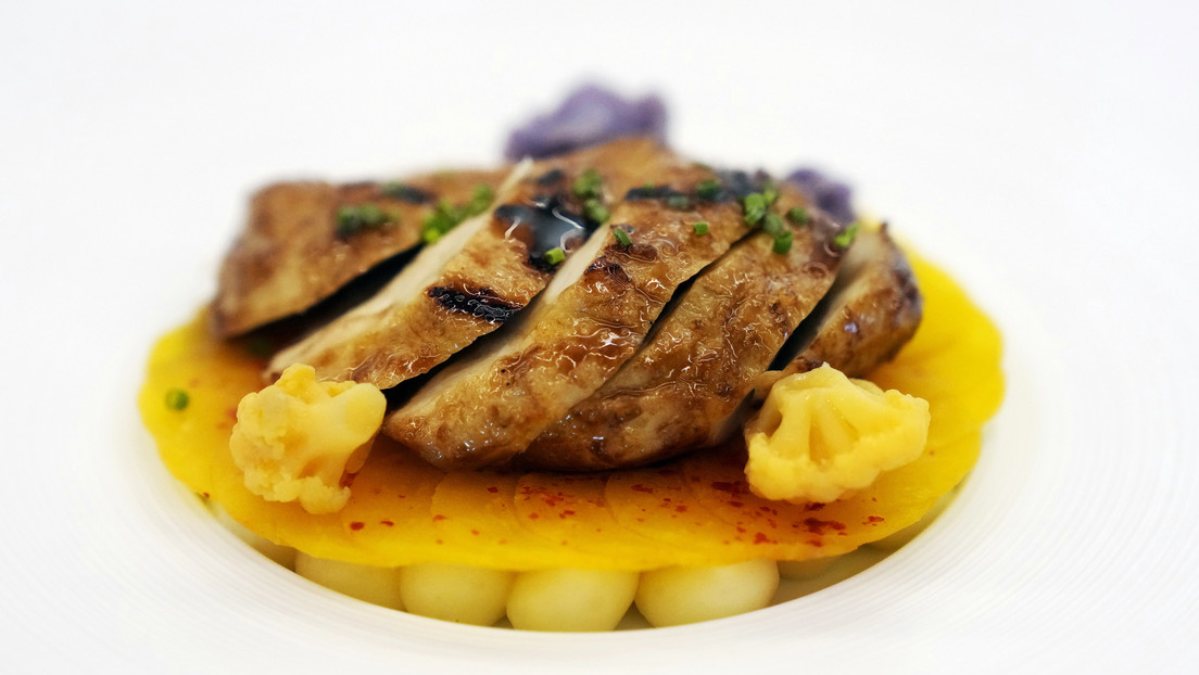 EE.UU. aprueba la venta de carne de pollo elaborada con células cultivadas