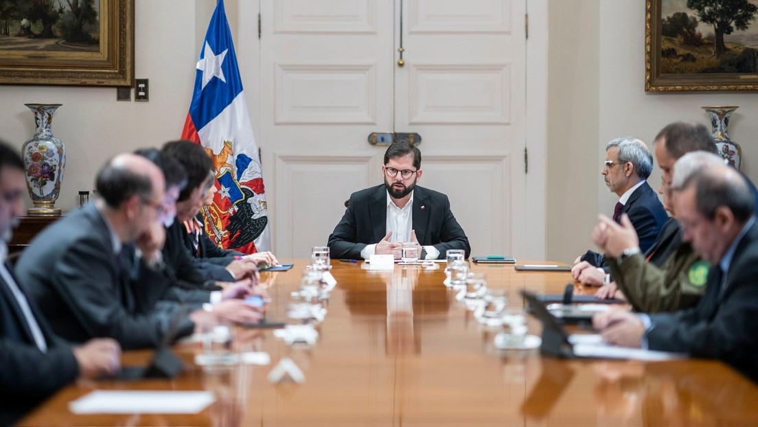 Caso 'Democracia Viva': Boric pide acabar con "festival de renuncias" que plantea la oposición