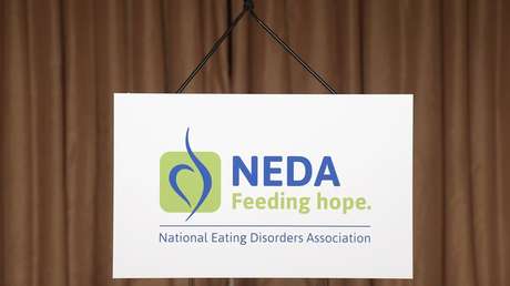 Un 'chatbot' que reemplazó a trabajadores de una línea de ayuda contra los trastornos alimenticios da consejos dañinos y peligrosos