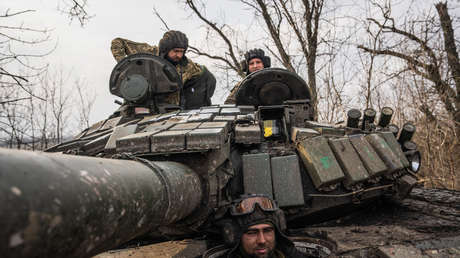 Exmandatario ucraniano: Los acuerdos de Minsk permitieron a Kiev reconstruir su Ejército