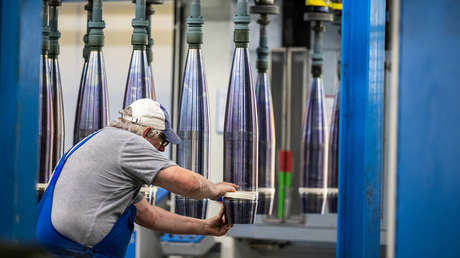 Canciller húngaro: Armas enviadas a Ucrania podrían desencadenar el caos en otras partes del mundo