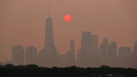 El humo de los incendios de Canadá oscurece Nueva York y pone en alerta a la costa este de EE.UU.