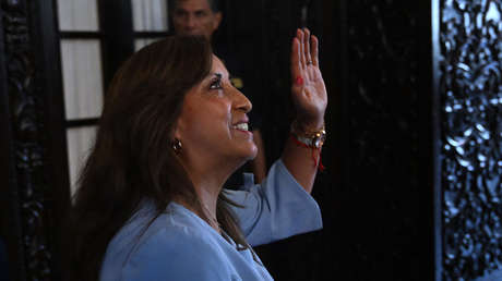 Congreso de Perú aprueba en primera votación ley que permitirá a Boluarte gobernar "de forma remota"