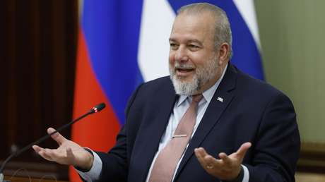 El primer ministro de Rusia se reúne con su homólogo cubano en Moscú