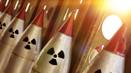Jefe de la inteligencia exterior rusa revela que Ucrania habría continuado la fabricación de una "bomba nuclear sucia"