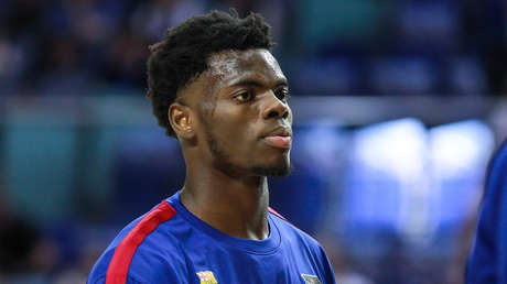 Condenan un acto racista contra un jugador de baloncesto del F.C. Barcelona