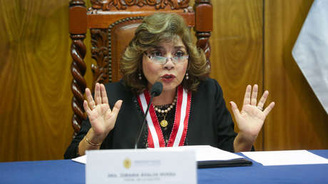 Congreso de Perú aprueba polémica denuncia constitucional contra fiscal suprema