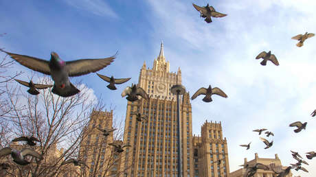 Moscú insta a Occidente a no imponer los intereses políticos por encima de los económicos