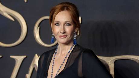 J.K. Rowling respalda la decisión de Elon Musk de calificar la palabra "cisgénero" como insulto