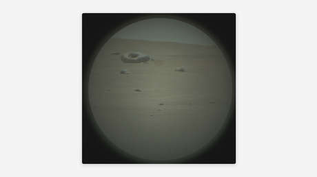 El róver Perseverance captura una roca con forma de dona en Marte