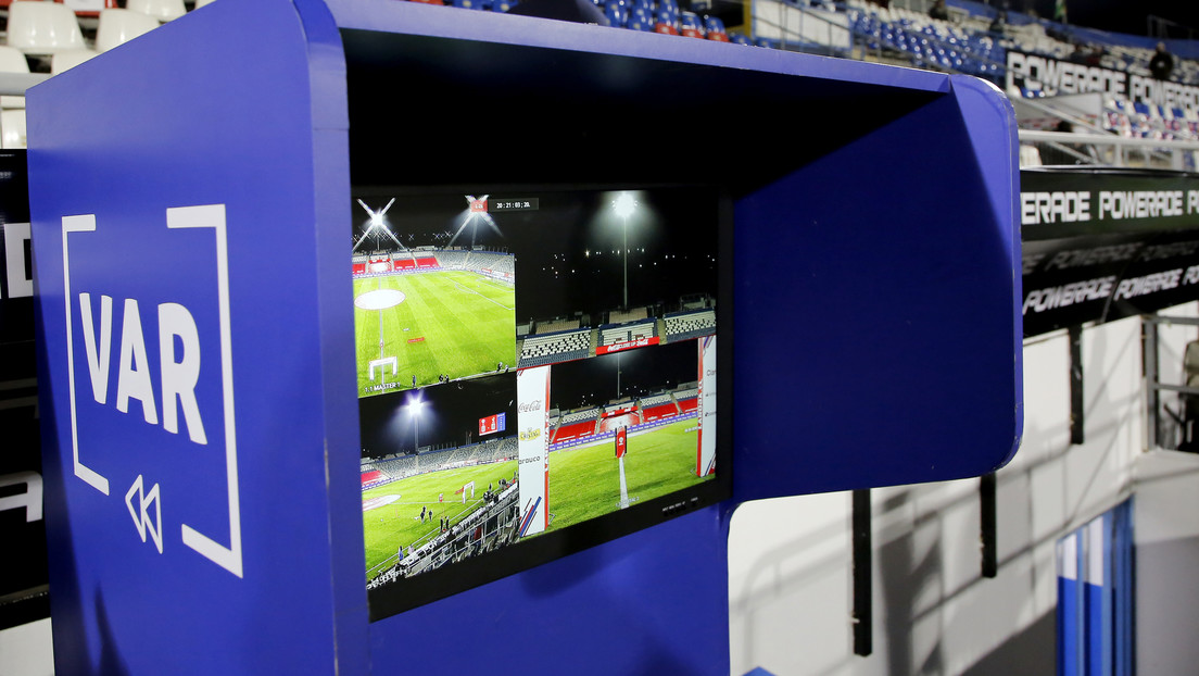 Ley Wenger: ¿De qué trata el cambio drástico que la FIFA planea implementar en la regla del fuera de juego?