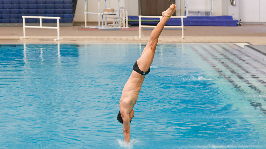 Diego Balleza, el clavadista mexicano que gana oro en los Centroamericanos y se financia con OnlyFans