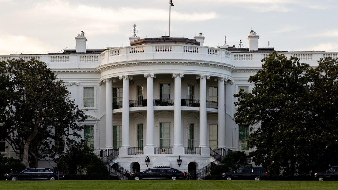 Juez de EE.UU. pone límites a contactos entre la Casa Blanca y redes sociales