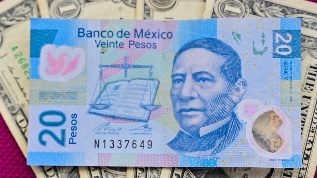 "Estoy muy contento": López Obrador celebra fortaleza histórica del peso en México