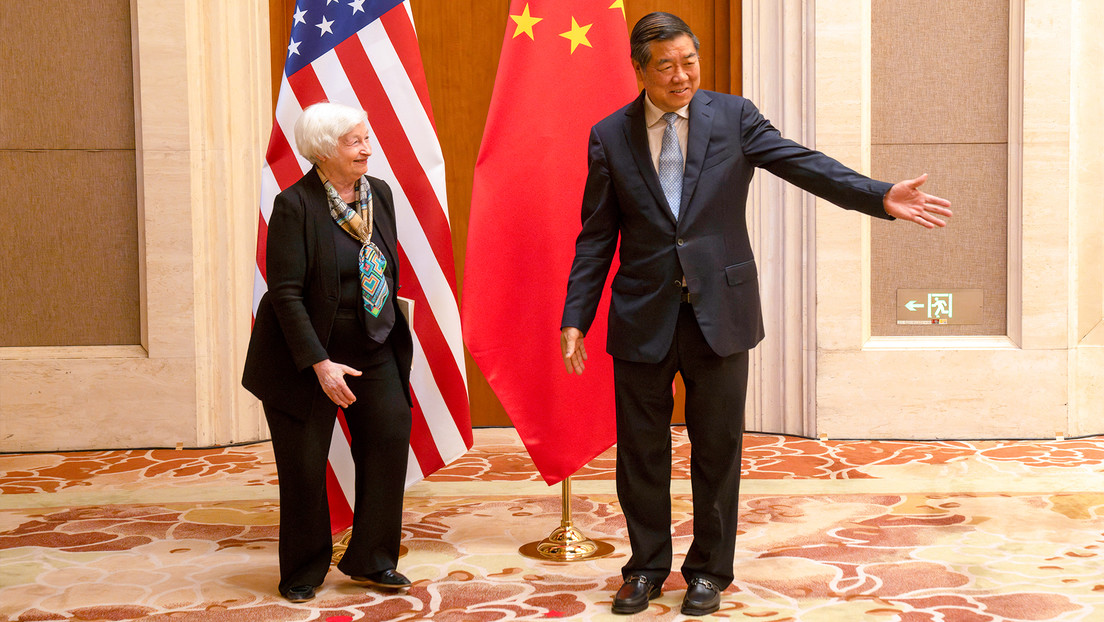 Secretaria del Tesoro de EE.UU. viola protocolos diplomáticos en su visita a China, según expertos