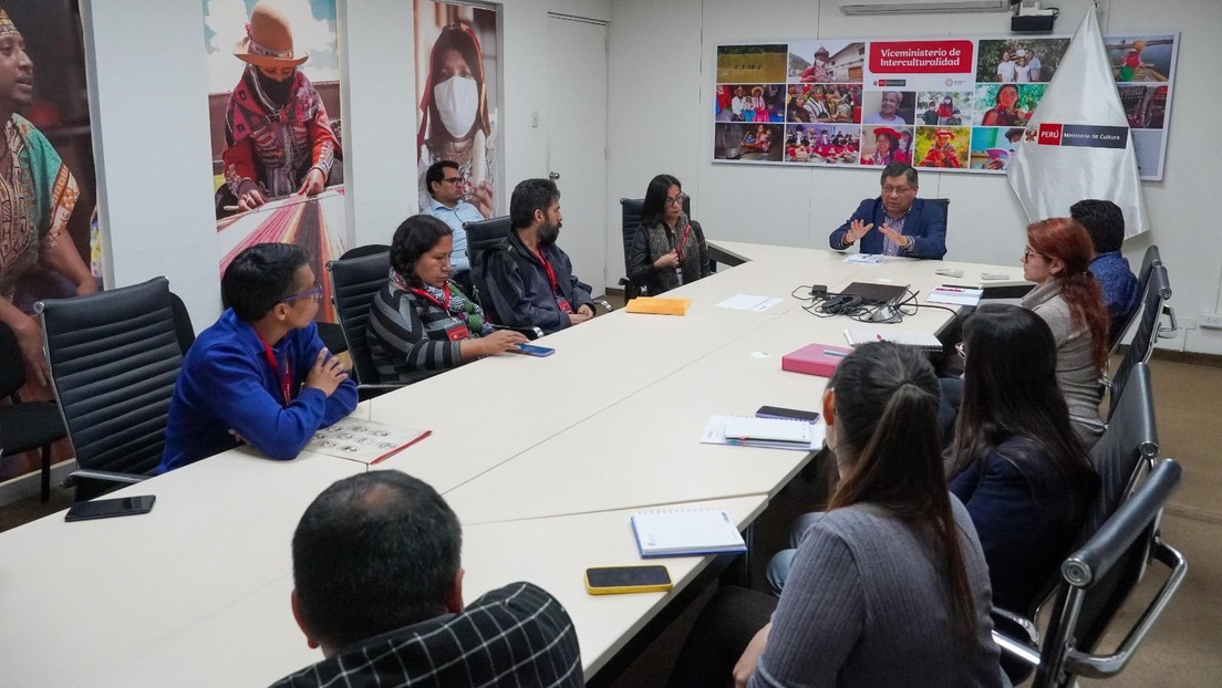 Gobierno de Perú se reúne con grupo neonazi y alega que lo hizo para luchar contra el "racismo"