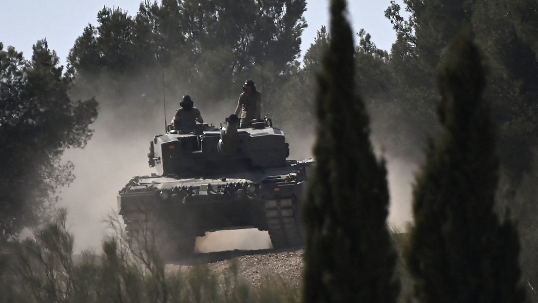 Alemania podría rescindir su contrato para reparar tanques Leopard en Polonia por sus elevados precios