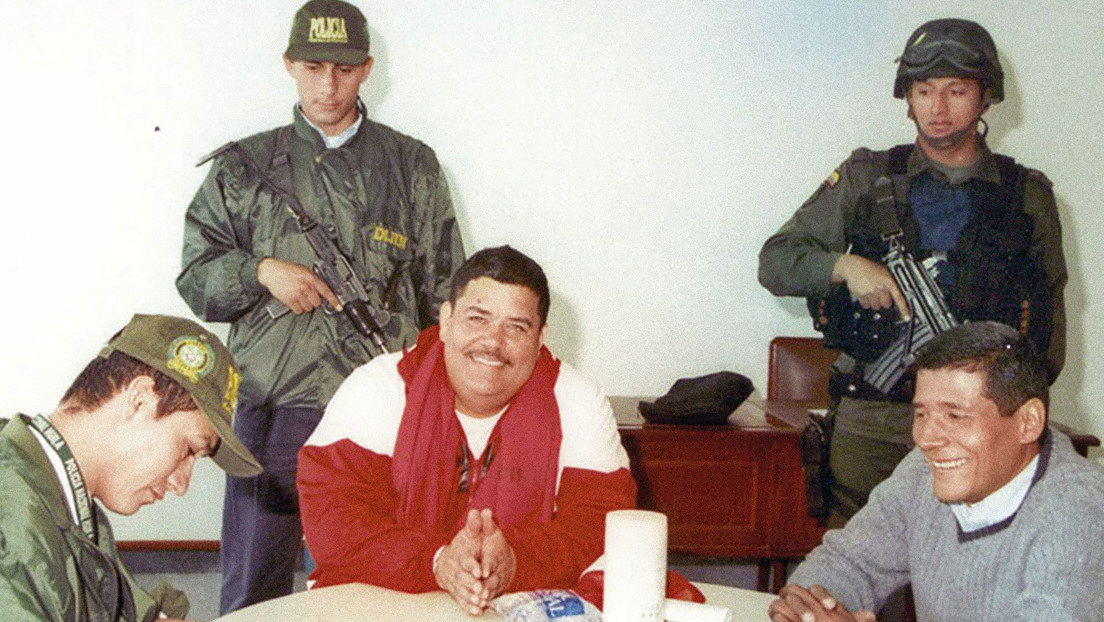 ¿Quién es 'El Hombre Marlboro', el controversial exnarco que aspira a una alcaldía en Colombia?