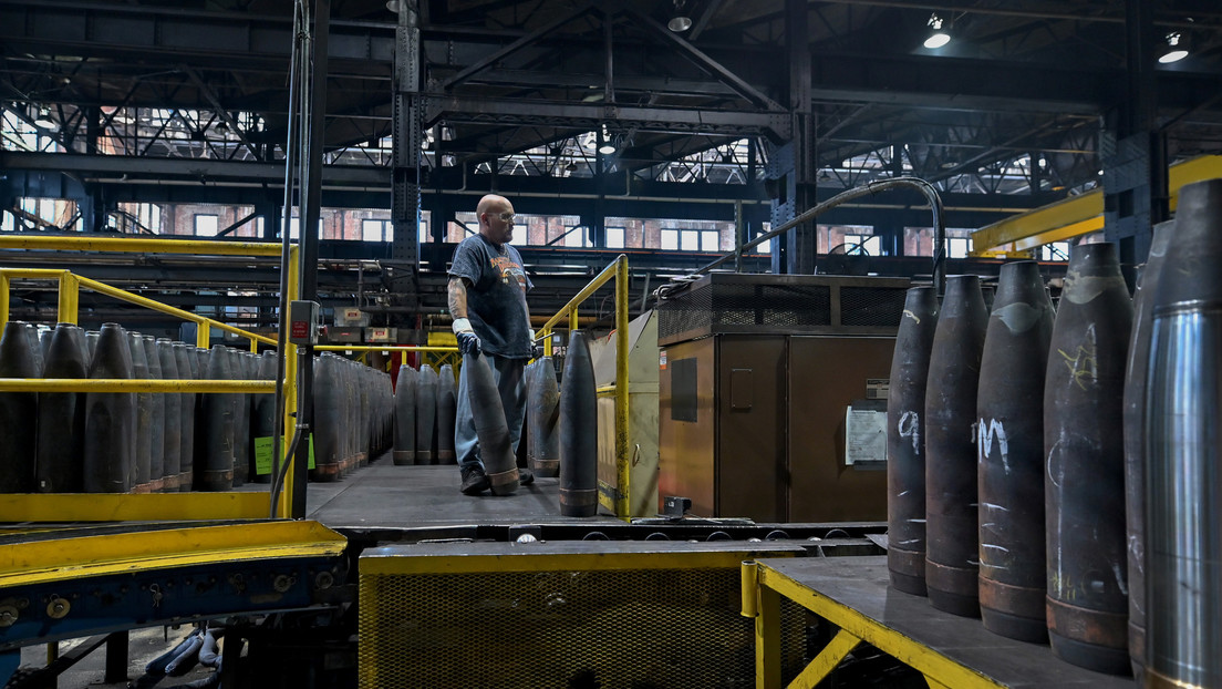 FT: Los países occidentales no están preparados para un gran conflicto debido a la escasez de municiones