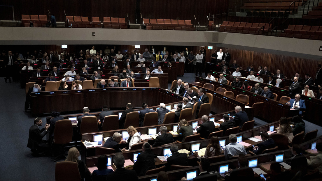 Israel aprueba la primera parte de la controvertida reforma judicial a pesar de las protestas