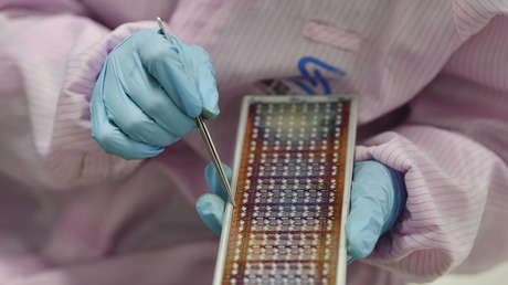 China impone controles a la exportación de metales claves para la fabricación de semiconductores