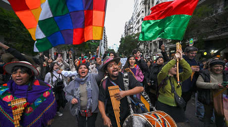 Continúan los cortes de ruta y el paro de docentes en Jujuy pese a las amenazas