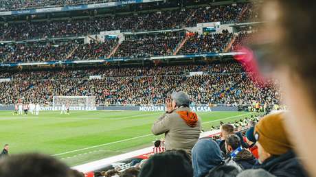 Detienen a sospechoso de apuñalar a un fanático en el partido México-Catar disputado en EE.UU.
