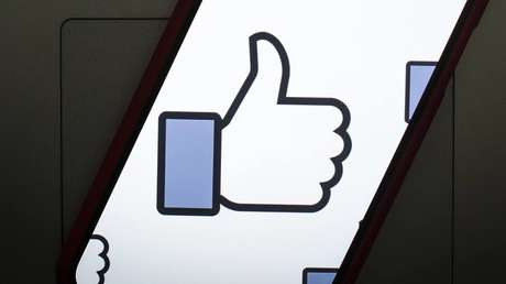 Juez canadiense dictamina que el emoji de pulgar hacia arriba equivale a la firma en un contrato