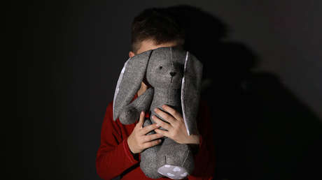 Cómo imágenes creadas por IA empeoran el abuso sexual infantil